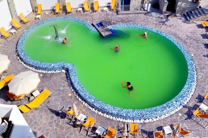 Hotel a Forio con Piscina esterna  