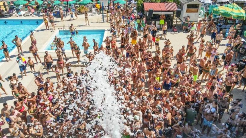 ideale per famiglie,animazione adulti e bambini 