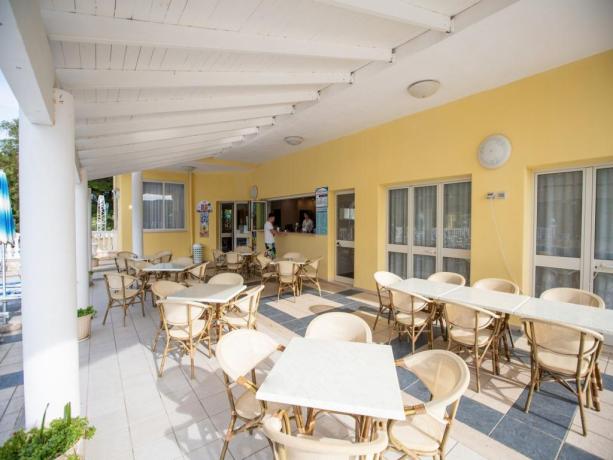 Villaggio con Villette: Bar esterno a Vieste 