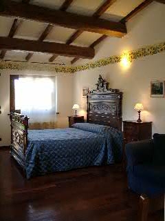 Baita con letto matrimoniale + singolo