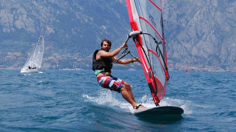 Wind surf sul Lago di Piediluco 