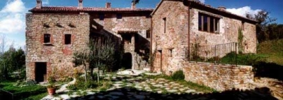 Monestevole Agriturismo con appartamenti in Umbria