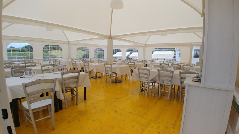 Ampio gazebo per pranzi e cene a Frascati