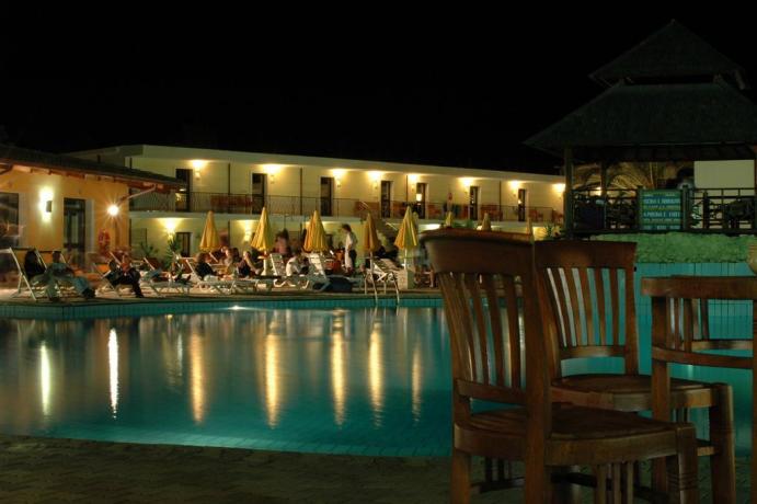 Isola-Capo-Rizzuto Hotel4stelle per famiglie con animazione serale