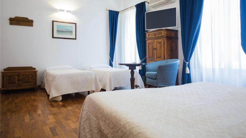Camere con aria condizionata, tv Castellammare del Golfo