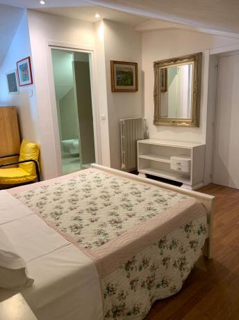 Camera 2 persone in soppalco Perugia villa-vacanze Umbria