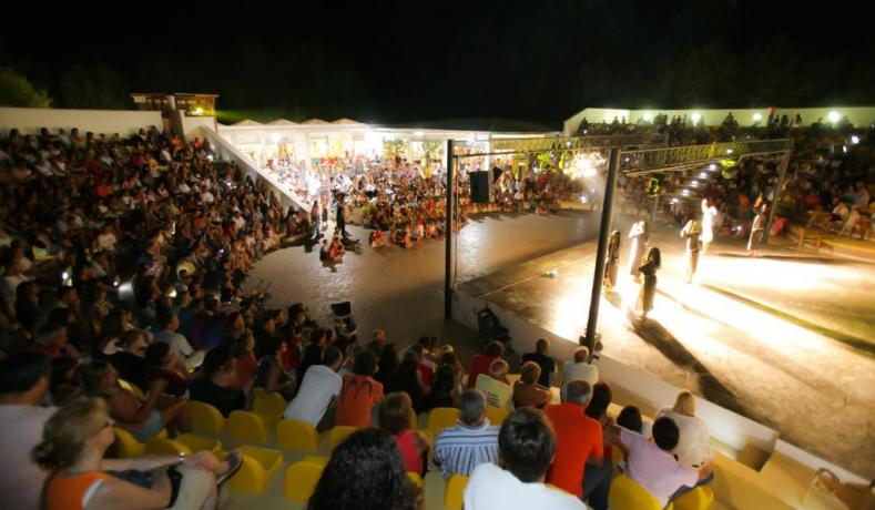 Animazione e spettacoli serali villaggio Manacore
