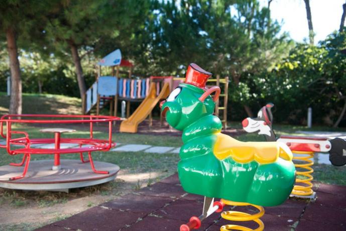 Area giochi per bambini nel Resort pugliese