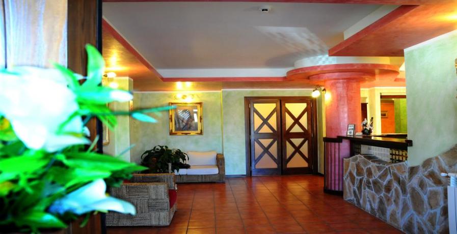 Hotel reception ad Alfedena Parco Nazionale d'Abruzzo