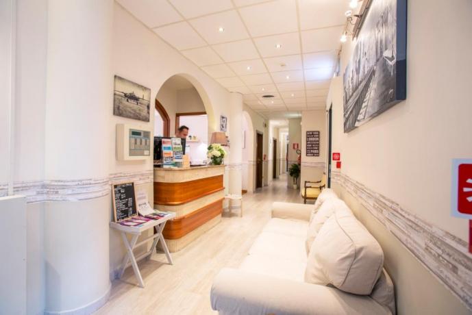 Camere B&B con Reception 24h Roma Centro