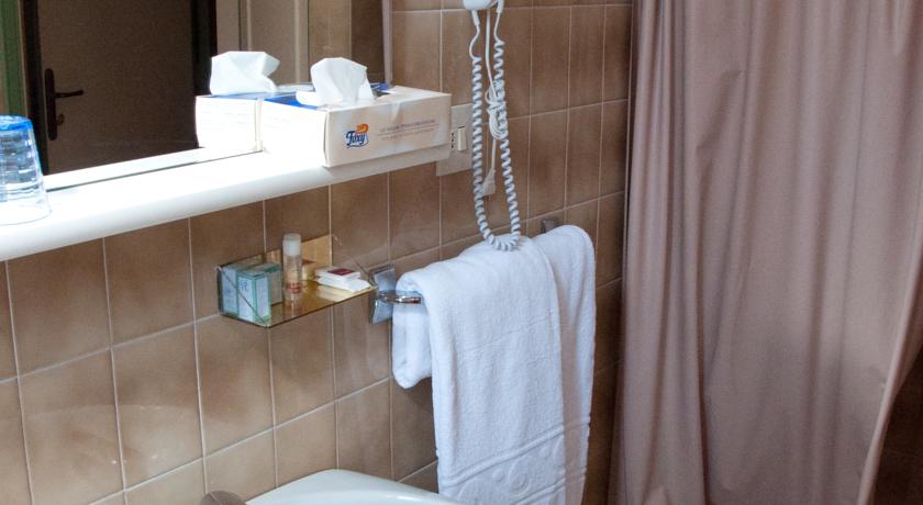 Dettaglio bagno in camera
