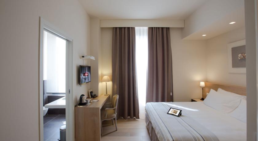 Camera Stile Contemporaneo in Hotel a Giulianova