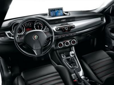 Interni Giulietta Alfa Romeo, preventivo e sconti