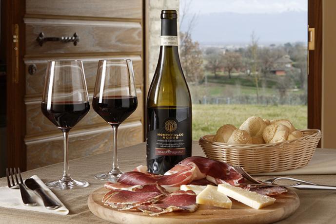 Aperitivo e degustazione agriturismo vicino Perugia