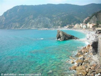 Clean and Uncontaminated beaces in Cinque Terre