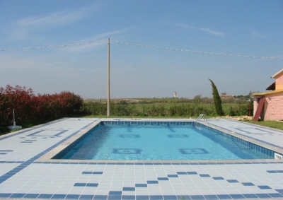 Cloro e prodotti sicuri per piscine Milano