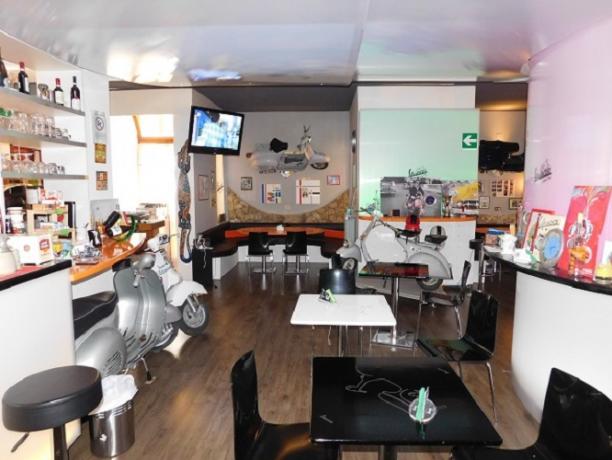 Pizzeria Pub Il Vespaio hotel a Chiusi
