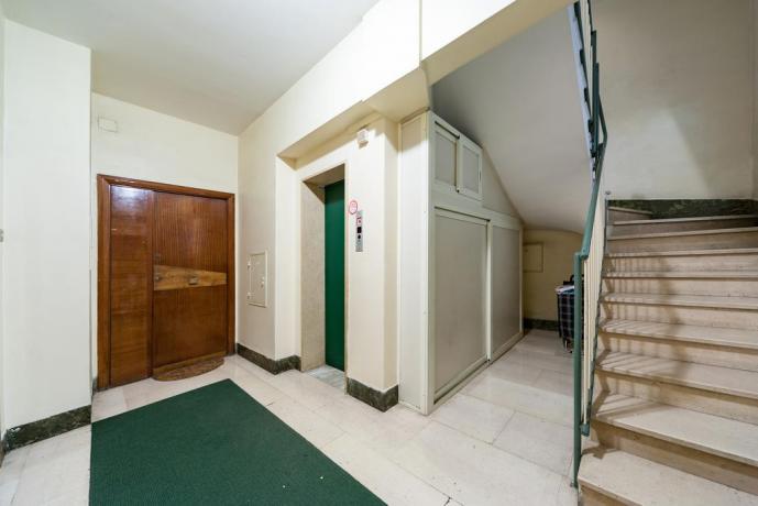 Appartamento a Roma in palazzo con ascensore