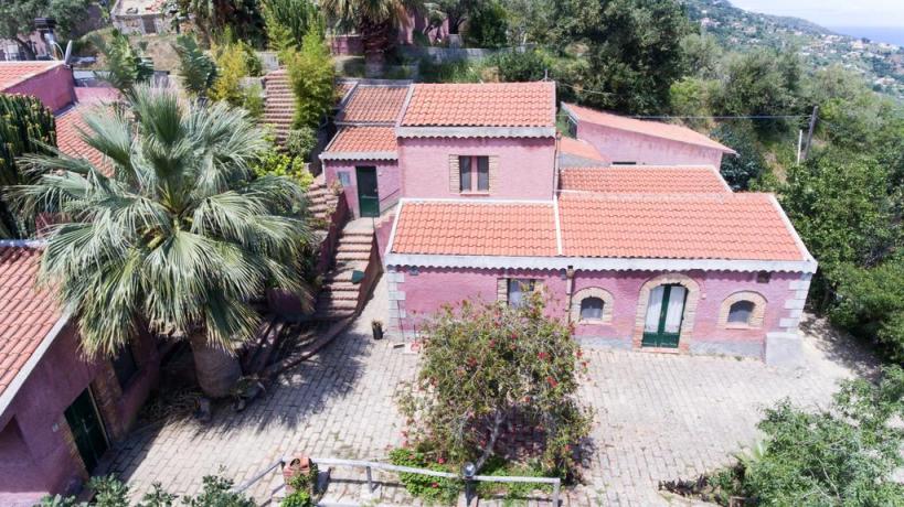 Agriturismo a Marina di Patti con appartamenti