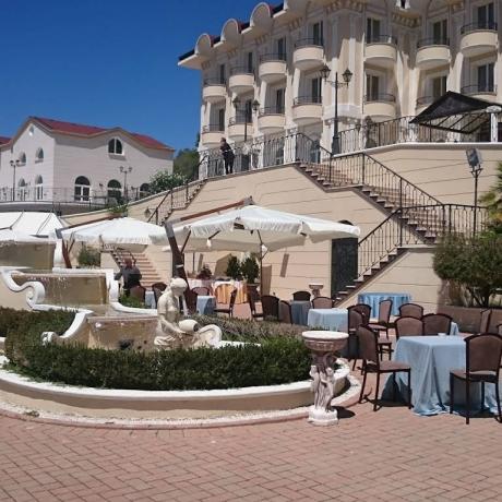 Last Minute WEEKEND in Grand Hotel 4 stelle Ristorante - ideale per Ricevimenti e Feste Private ad Atena Lucana con Bonus Vacanze Accettato