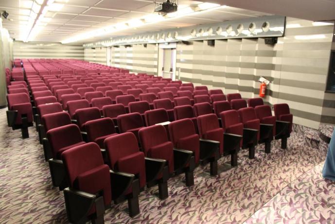 Sala eventi lavorativi a Rende-hotel4stelle-Calabria