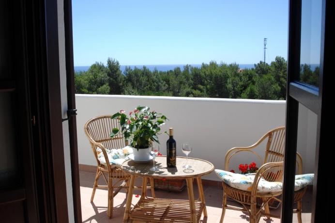 Appartamenti con balcone con vista Golfo Orosei