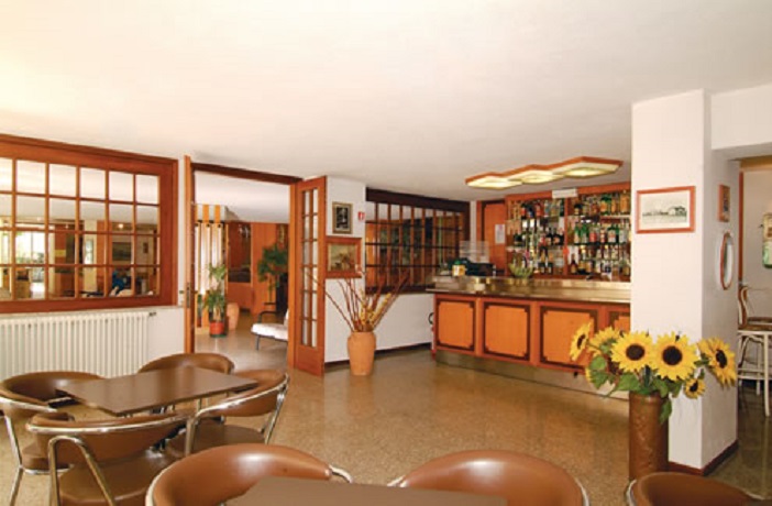Hotel con Bar e colazione a Buffet