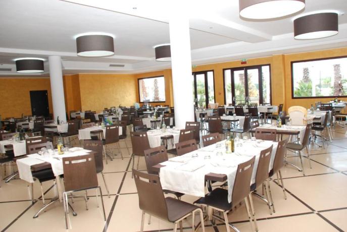 Villaggio nel cuore del Salento con Ristorante