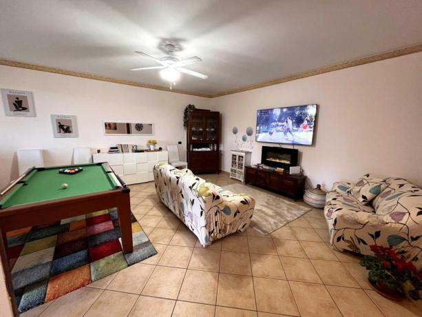 Holiday Villa with Billiards in Umbria