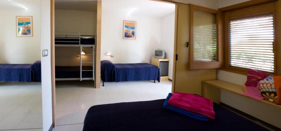 Camera Tripla con Letto Singolo Manfredonia