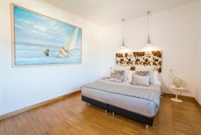 Offerte Fondi Camere moderne con tuti i comfort