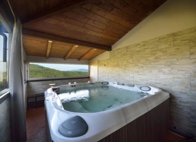 jacuzzi ad uso privato in Residence con appartamenti 