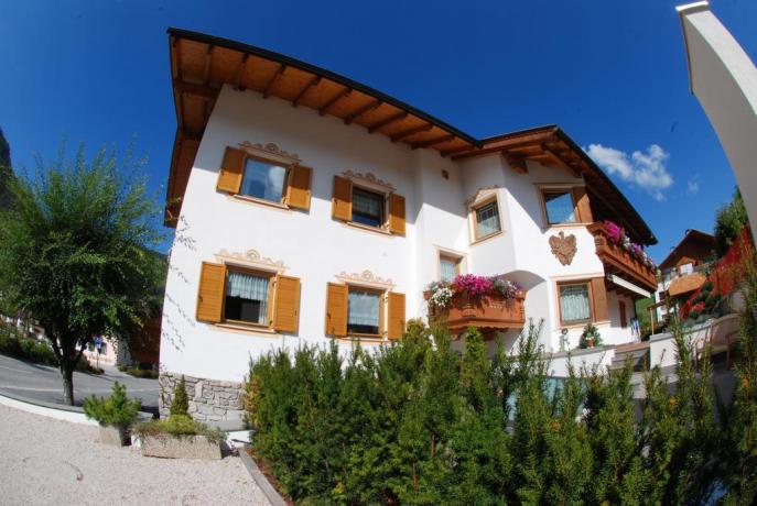 Esterno Villa Alpina	con Centro Benessere in Trentino 