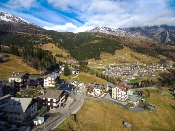 Città di Sondrio vista dall'hotel animali ammessi 