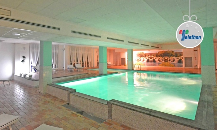 Piscina Coperta in Toscana, in hotel 4 stelle 