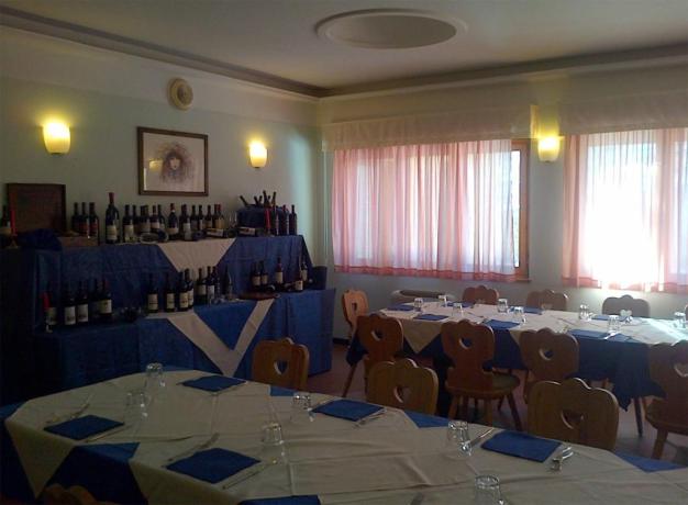 Sala ristorante hotel per famiglie Folgaria
