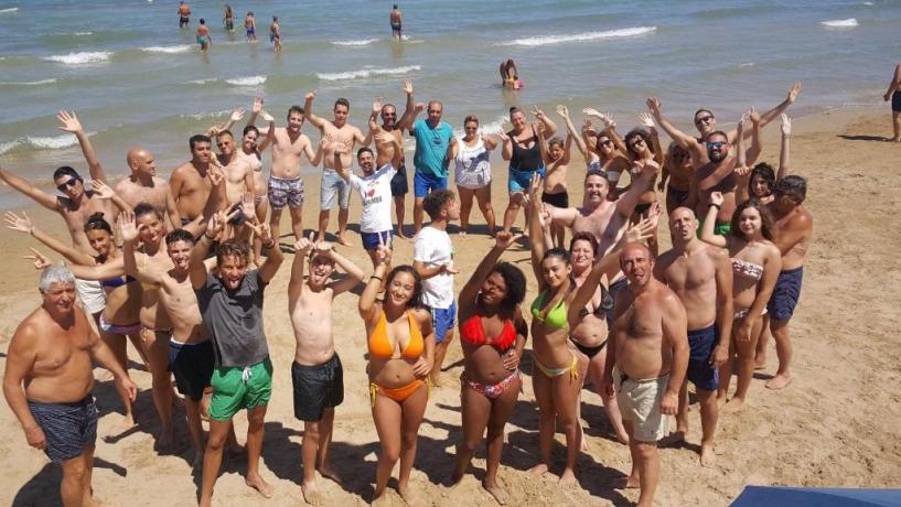 animazione in spiaggia hotel 3 stelle Rodi-garganico-puglia 