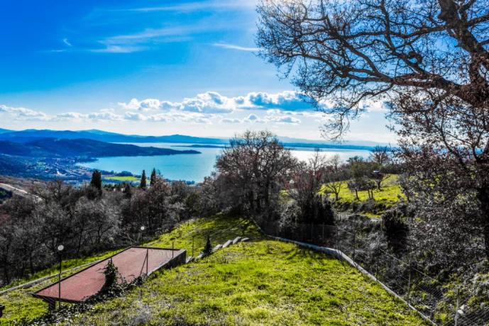 Spazi Esterni Villa in Umbria 8 posti
