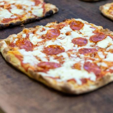 Pizzeria Gruppi fronte Santa Chiara di Assisi