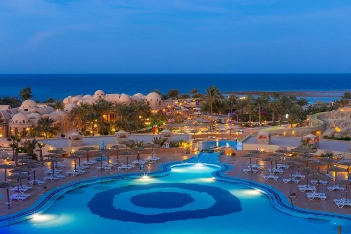 Pittoresco villaggio vacanze per famiglie e coppie Egitto