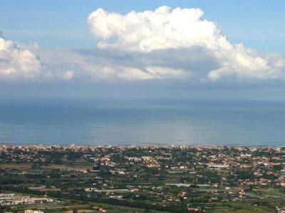 Vacanze estive con bambini, spiaggia di sabbia 