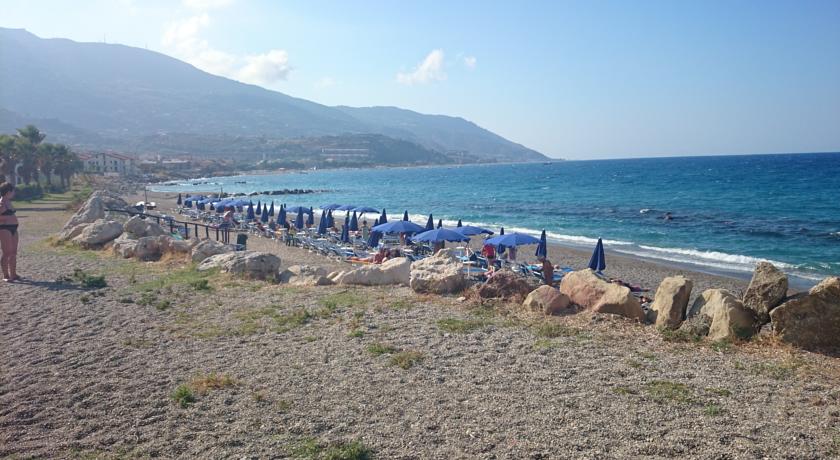 Spiaggia Marina di Patti Sicilia Hotel***