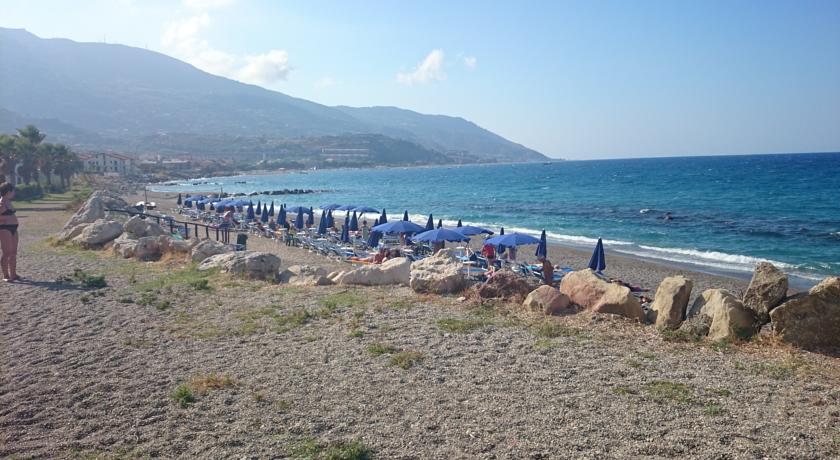 Spiaggia Marina di Patti Sicilia Hotel***  