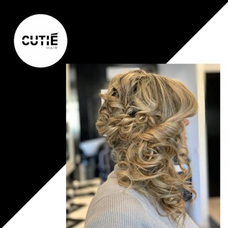 Messa in Piega Donna, Capelli-lunghi con Boccoli