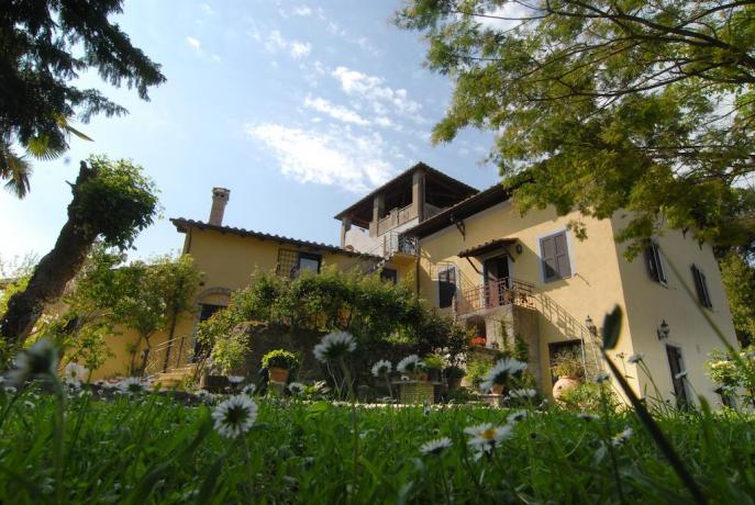 Agriturismo con Appartamenti con angolo cottura  