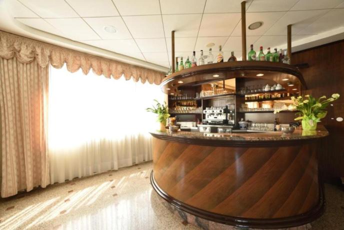 Bar H24 Hotel-3-stelle-San-Bartolomeo-mare-Liguria