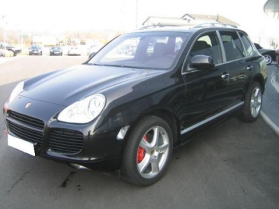 NOLEGGIO Porsche Cayenne Turbo