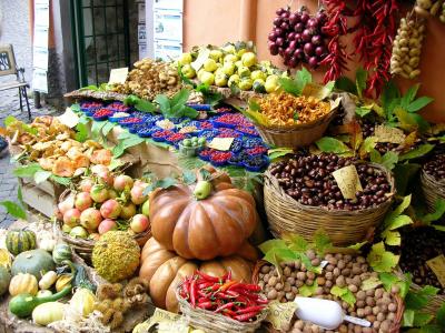 Stands enogastronomici per le vie di Cascia 