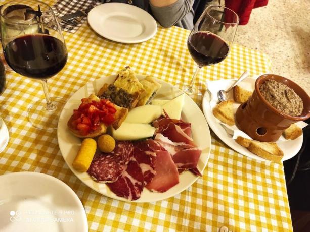 Offerte Pranzi Gruppi prezzi bassi vicino Assisi