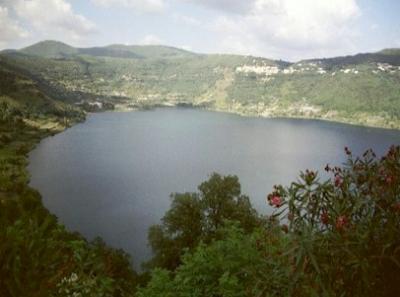 BB economico o albergo di Lusso al lago